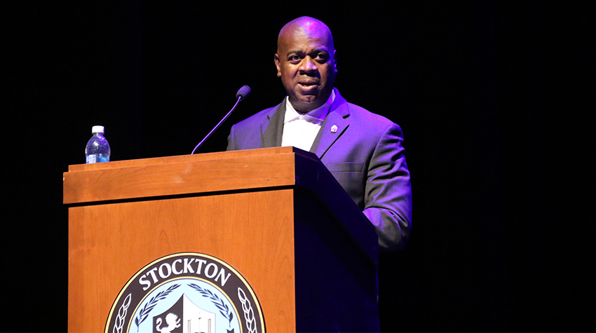 Newark Mayor Ras Barak speaking