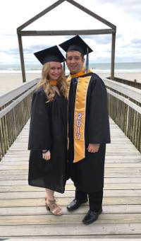 Chelsea Walker '17 and Michael Vinci '17.